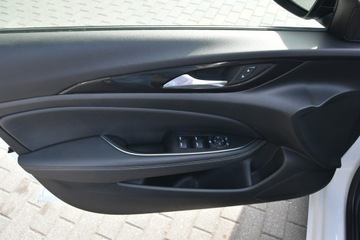 Opel Insignia II Grand Sport Facelifting 2.0 Turbo  200KM 2020 Opel Insignia 2.0Turbo 200KM Automat 2020r. Salon, zdjęcie 23