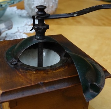 DEF-LOFT старая ручная кофемолка Solo FABRIK MARKE K8M