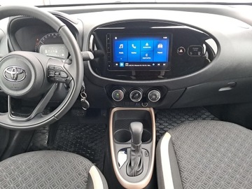 Toyota Aygo X 1.1 VVT-i 72KM 2024 Toyota Aygo X 1.0 VVT-i Style CVT Toyota Aygo X 1., zdjęcie 2