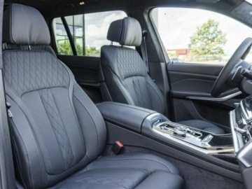 BMW X7 SUV Facelifting 3.0 40i 381KM 2026 BMW X7 xDrive40i Sport Suv 3.0 (381KM) 2026, zdjęcie 14