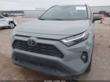 Toyota RAV4 V 2022 Toyota RAV4 2022 Toyota RAV4 XLE Premium FWD 2.5 Benzyna 203KM, zdjęcie 1