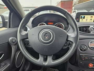 Renault Clio III 2011 Renault Clio 1,2 benzyna 103KM panorama, zdjęcie 9