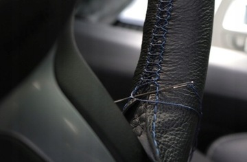 POKROWIEC NA KIEROWNICE SKÓRA NATURALNA OBSZYCIE