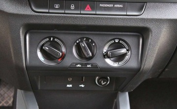 Skoda Fabia III Hatchback 1.0 MPI 60KM 2018 Skoda Fabia 1.0 i Klimatyzacja Sprowadzony z Niemiec Gwarancja 12 miesi, zdjęcie 20