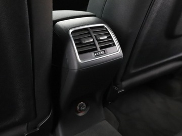 Audi Q3 I SUV Facelifting 1.4 TFSI cylinder on demand 150KM 2016 Audi Q3 GRATIS! Pakiet Serwisowy o wartości 1100, zdjęcie 32