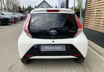 Toyota Aygo II Hatchback 5d 1.0 VVT-i 69KM 2016 Toyota Aygo Toyota Aygo Benzyna 69KM, zdjęcie 4
