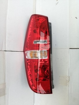 LAMPA TYLNA LEWA HYUNDAI i800 07- 92401-4H0 ORI EU