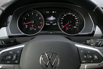 Volkswagen Passat B8 Variant Facelifting 2.0 TSI 190KM 2021 Volkswagen Passat BUSINESS 2.0TSI 190KM Salon PL GWARANCJA SelectCar+ FV23%, zdjęcie 16