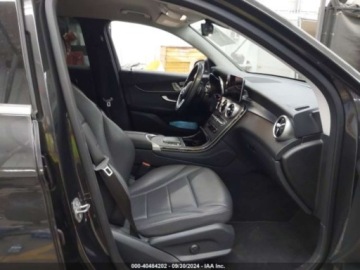 Mercedes GLA II 2021 Mercedes-Benz GLA 250, 2021r., 2.0L 2.0 Benzyna 221KM, zdjęcie 6