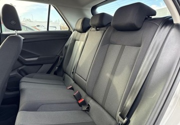 Volkswagen T-Roc I SUV Facelifting 1.5 TSI ACT 150KM 2022 Volkswagen T-Roc 1.5 Benzyna 150KM, zdjęcie 20