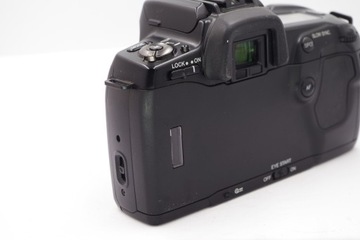 Боди Minolta Dynax 700si в отличном состоянии.