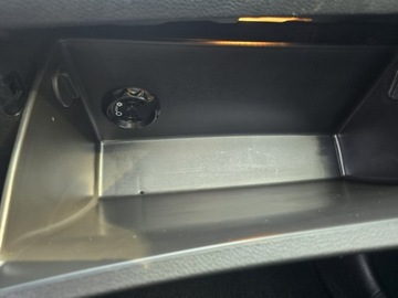 Hyundai i30 II Wagon Facelifting 1.6 CRDi 136KM 2015 Hyundai i30 1.6 CRDi 136KM # Duża Navi #, zdjęcie 16