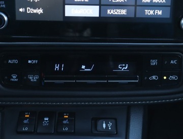 Toyota Auris II Touring Sports Facelifting 1.8 Hybrid 136KM 2017 Toyota Auris Hybrid, Salon Polska, Automat, Klima, zdjęcie 14