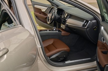 Volvo V90 II 2021 V90_ 3 SZTUKI W OFERCIE _ CAPUCINO Z BRĄZOWYMI SKÓRAMI__ SUPER PREZENCJA, zdjęcie 24