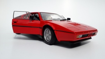 WELLY BMW M1 RED 1:24 НОВАЯ МЕТАЛЛИЧЕСКАЯ МОДЕЛЬ