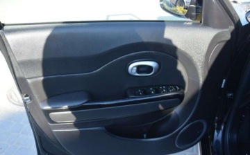 Kia Soul II 1.6 VGT CRDi 128KM 2015 Kia Soul 1.6 CRDI Automat Navi Kamera Oryginal Lakier Sprowadzony 1.6, zdjęcie 8