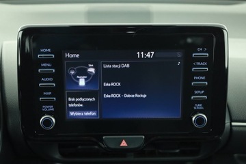 Toyota Yaris IV Hatchback 1.5 Hybrid Dynamic Force 116KM 2022 Toyota Yaris 1.5 VVT-i Hybrid, Salon Polska, zdjęcie 8