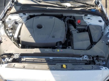 Volvo S60 III Sedan 2.0 T5 250KM 2020 Volvo S60 T5 Momentum 2020 2.0l 2.0 Benzyna 250KM, zdjęcie 6