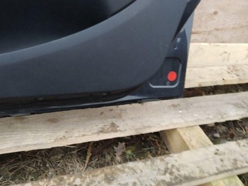 DVEŘE PRAVÉ PŘEDNÍ 5D ČERNÁ KOV FIAT LINEA