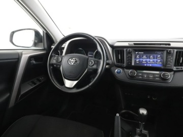 Toyota RAV4 IV MPV Facelifting 2.5 Hybrid 197KM 2018 Toyota RAV-4 hybryda navi kamera tempomat, zdjęcie 15