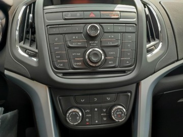 Opel Zafira C Tourer 1.4 Turbo ECOTEC 140KM 2015 Opel Zafira 1.4 Turbo Edition + 7 osobowa + serwis, zdjęcie 12