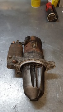 NISSAN X-TRAIL T30 2.0 B STARTÉR 233008H500