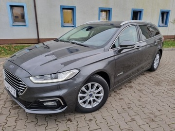 Ford Mondeo V Kombi Facelifting 2.0 Hybrid 187KM 2019 FORD MONDEO 2.0 Hybrid Titanium FULL LED Panorama Skóra Mały Przebieg, zdjęcie 30