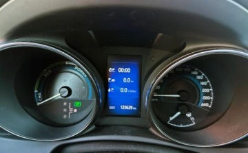 Toyota Auris II Hatchback 5d Facelifting 1.8 Hybrid 136KM 2016 Toyota Auris II Lift, 2016R, Bezwypadkowa, Automat, Zarejestorwana w PL, V, zdjęcie 22