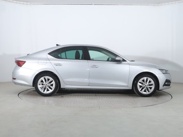 Skoda Octavia III Liftback Facelifting 1.5 TSI ACT 150KM 2020 Skoda Octavia 1.5 TSI, Salon Polska, zdjęcie 5