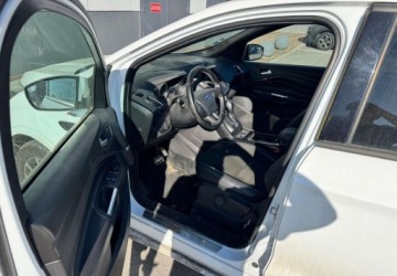 Ford Kuga II SUV Facelifting 2.0 TDCi 150KM 2017 Ford Kuga Ford Kuga 2.0 TDCi 4x4 ST-Line 2.0 Diesel 150KM, zdjęcie 4