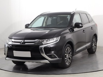 Mitsubishi Outlander III SUV Facelifting 2015 2.0 MIVEC 150KM 2016 Mitsubishi Outlander 2.0, Salon Polska, zdjęcie 1