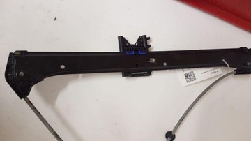 8V3837461A AUDI ZVEDÁK OKNO LEVÝCH PŘEDNÍCH DVEŘE