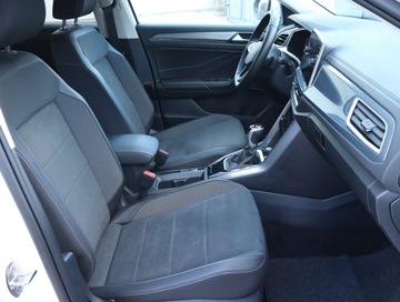 Volkswagen T-Roc I SUV Facelifting 1.5 TSI ACT 150KM 2023 VW T-Roc 1.5 TSI, Salon Polska, Serwis ASO, zdjęcie 8