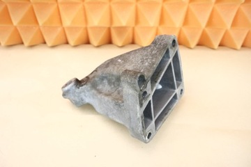 MERCEDES W211 W221 W219 UCHYCENÍ MOTORU 3.0 CDI A6422230104