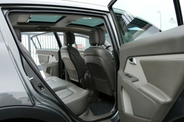 Kia Sportage III SUV 2.0 CRDi 136KM 2011 Kia Sportage 2,0 CRDi Automat Xenon Ledy Skóra, zdjęcie 21