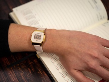 CASIO LA680WEGL-4EF ВИНТАЖНЫЕ ЖЕНСКИЕ ЧАСЫ В РЕТРО