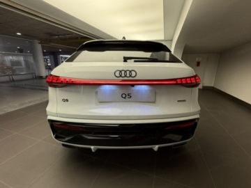 Audi 2025 AUDI Q5 TFSI quattro S line Sportback Suv 2.0 (204KM) 2025, zdjęcie 1