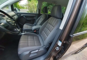 Volkswagen Touran II 1.6 TDI 105KM 2012 Volkswagen Touran Volkswagen Touran 1.6 TDI DPF DSG Cross 1.6 Diesel 105KM, zdjęcie 9