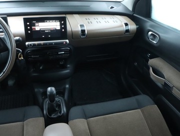 Citroen C4 Cactus Crossover 1.2 PureTech 82KM 2017 Citroen C4 Cactus 1.2 PureTech, Salon Polska, zdjęcie 7