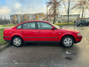 Volkswagen Passat B5 Sedan 1.6 100KM 2000 Volkswagen Passat Volkswagen Passat 1,6 Benzyna Klimatyzacja Zamiana 1.6, zdjęcie 5