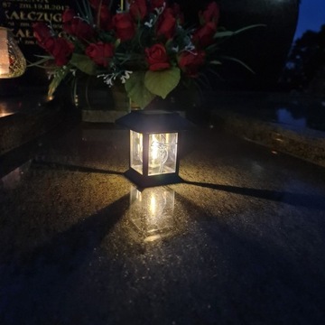СОЛНЕЧНАЯ СВЕЧА, ФОНАРЬ НА МОГИЛУ, СТАТУЭТКА НА КЛАДБИЩЕ С КРЕСТОМ