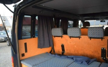 Ford Transit V 2003 Ford Transit 2.0D Kamper 7- Osobowy Klima Podnoszone lozko Sprowadzony, zdjęcie 18