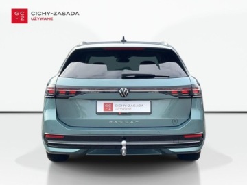 Volkswagen Passat B8 Variant Facelifting 2.0 TDI SCR 150KM 2025 Volkswagen Passat Variant 2.0TDI 150KM Elegance DSG SerwisASO Acc Matrix N, zdjęcie 3
