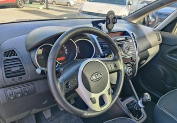 Kia Venga Mikrovan 1.6 CRDi 128KM 2011 Kia Venga 2011 1.6CRDI 128KM 193.698km Salon Polska 1.6 Diesel 128KM, zdjęcie 12