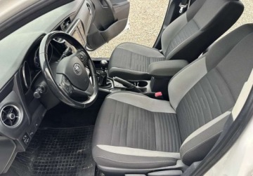 Toyota Auris II Touring Sports Facelifting 1.6 D-4D 112KM 2017 Toyota Auris 1.6 D 112 KM 135.000 km 2017r Warszawa 1.6 Diesel, zdjęcie 6