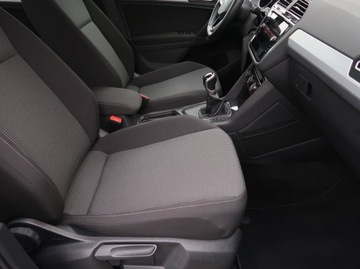 Volkswagen Tiguan II SUV 1.5 TSI EVO 130KM 2020 VW Tiguan 1.5 TSI, Salon Polska, Serwis ASO, zdjęcie 8