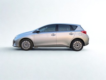 Toyota Auris II 2013 Toyota Auris * 1.8i * Hybryda *Automat * Nawigacja * Kamera Tył *, zdjęcie 4