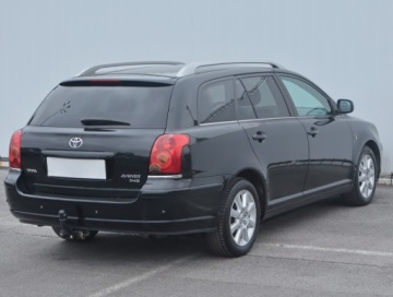 Toyota Avensis II Kombi 2.2 D-4D 150KM 2006 Toyota Avensis 2.2 D-4D, Salon Polska, HAK, Klima, zdjęcie 4