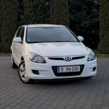 Hyundai i30 I Hatchback 1.4 109KM 2009 Hyundai i30 I 1.4 Benzyna 109KM Manual, zdjęcie 5