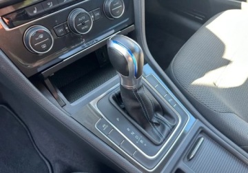 Volkswagen Golf VII e-Golf Facelifting Electro 136KM 2018 Volkswagen Golf eGolf 136KM 2018r. auto zarejestrowane i ubezpieczone w Po, zdjęcie 11